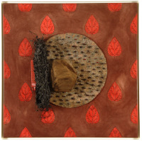 Family Crest with Leaves